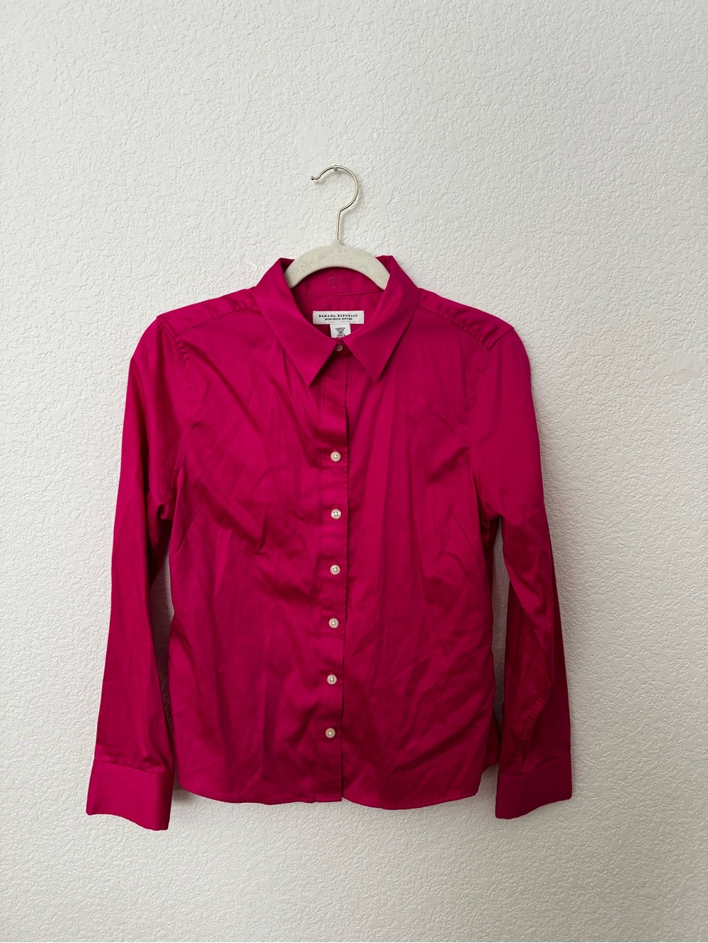 Banana Republic Women's Bright Fuchsia Button-Down Shirt